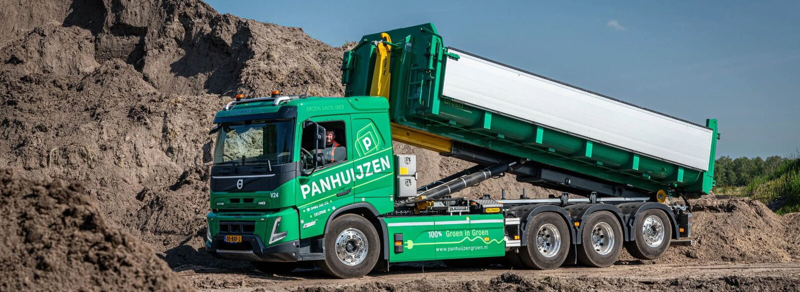 Elektrische vrachtwagen van Panhuijzen Groen