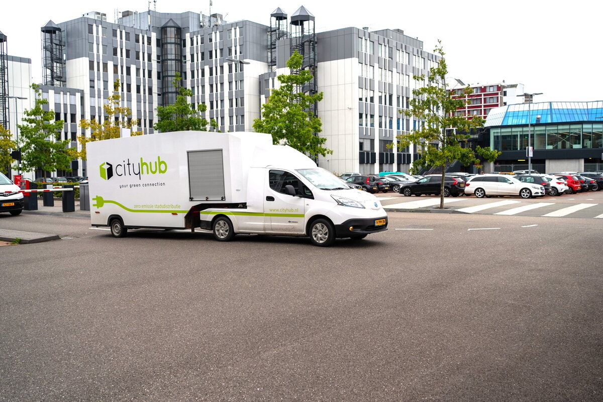 Rijdende elektrische bestelbus van Cityhub
